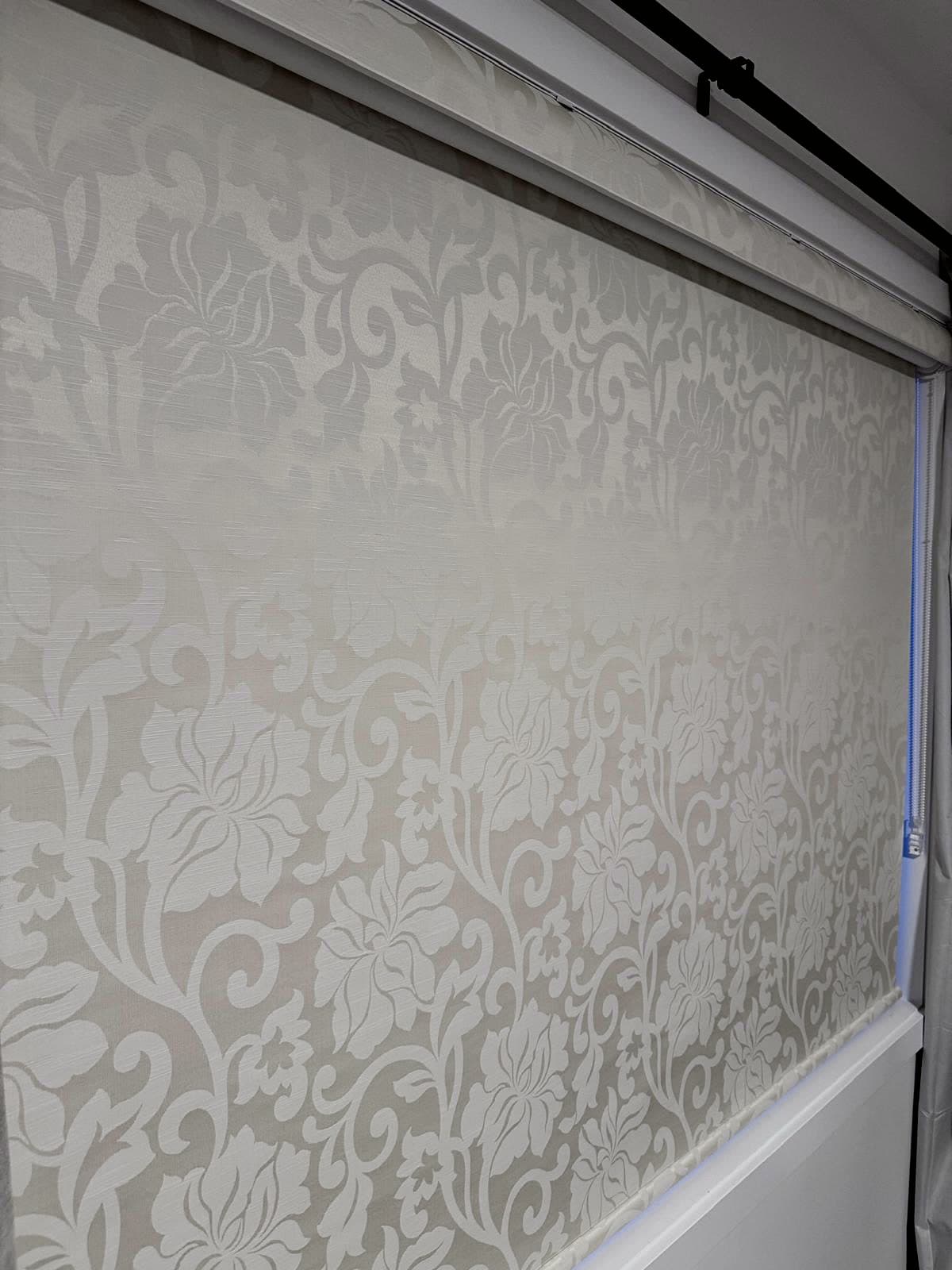 Détail du motif d'une toile enrouleuse